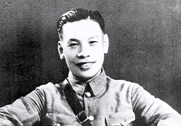1956年，病危的毛人凤喝下妻子的药后一命呜呼，妻子：死了也好