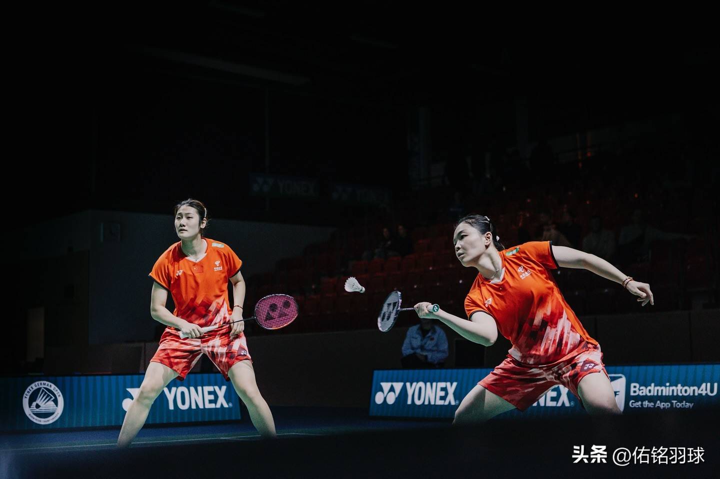 孙文骏朱一珺一轮游，德国赛国羽女双全胜，附26日赛程