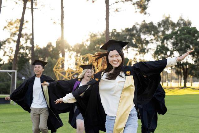 2025年QS世界大学排名，科廷大学再创新高！世界排名上升9名！