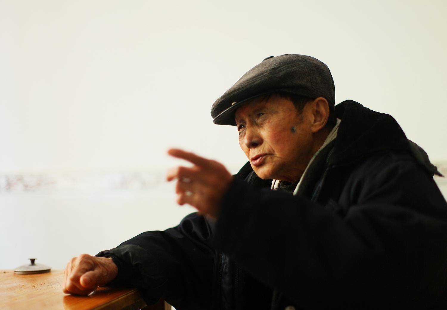 2010年湖北发现3000多具尸骨，一73岁老人站出来：我知道他们是谁