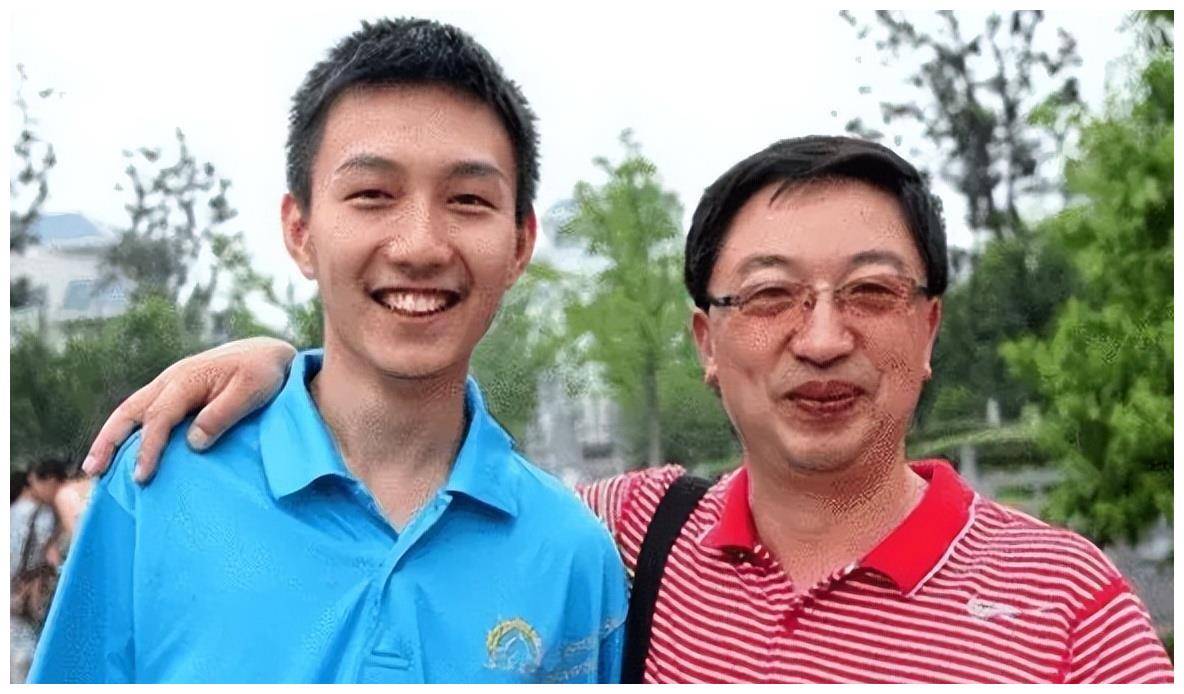 湖北一学霸放弃保送清华，说要享受高考过程，后来他考了多少分？