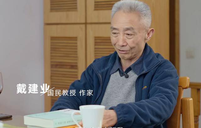 湖北农村小伙高考超北大19分，却错失北大，小伙：我高兴还来不及
