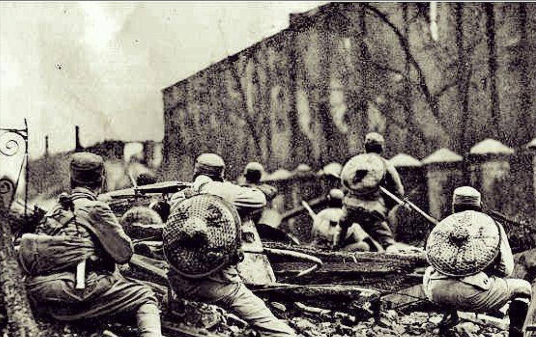 1937年，姚子青500百壮士死守宝山，敌人亦为之鸣枪致敬