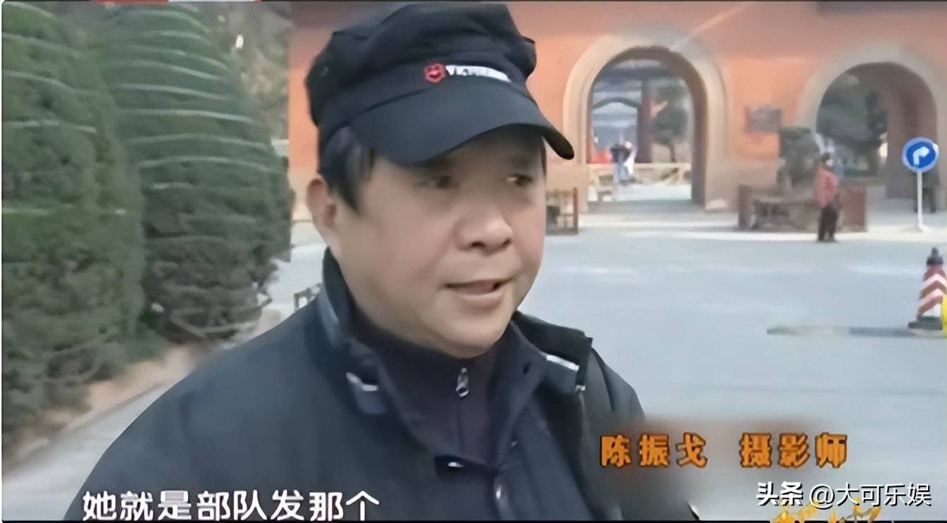 老战友回忆女兵时期的刘晓庆：特会来事领导都喜欢像个“大姐大”