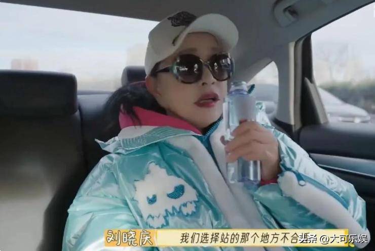 老战友回忆女兵时期的刘晓庆：特会来事领导都喜欢像个“大姐大”
