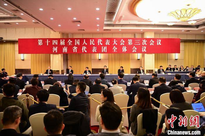 一位河南人大代表的发言，被3次打断