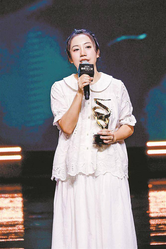 AI时代如何应对写作变革？三位厦门女作家“快问快答”