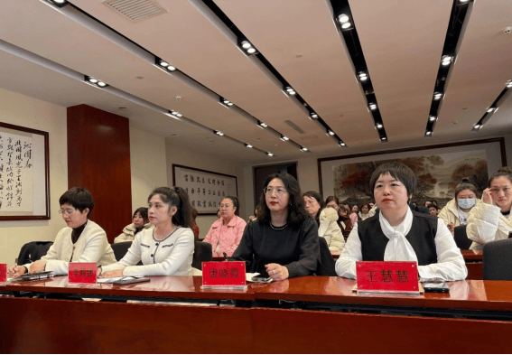 黑龙江省肇东市“三八节”联合开展妇女普法宣讲活动