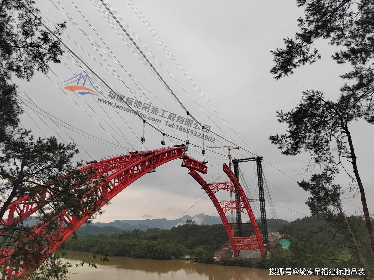 缆索吊——广西梧州藤县平岑高速北流河特大桥