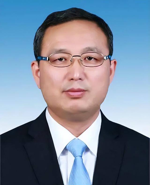 候补中央委员张春林，当选正部级职务