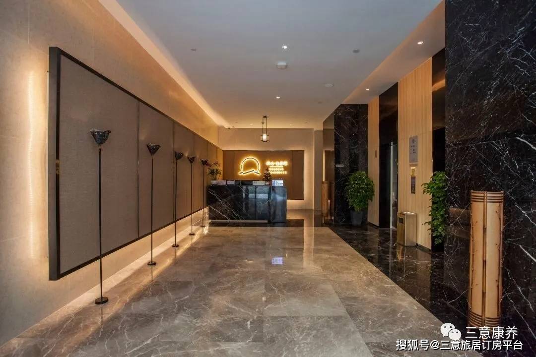 西樵山赏春踏青，人均119元/天起伴湖而眠，品粤式早茶，房间带洗衣机冰箱