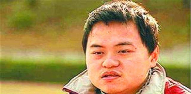 “我恨不得他死了”！当年的魏永康，为何会被母亲“诅咒”？