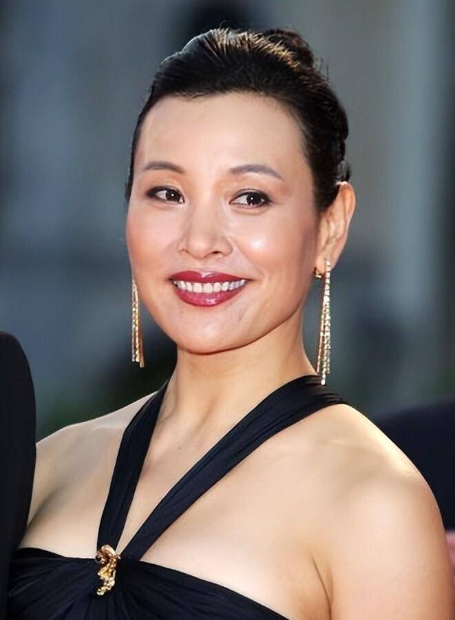 陈冲：双面人生，风波背后的巨星
