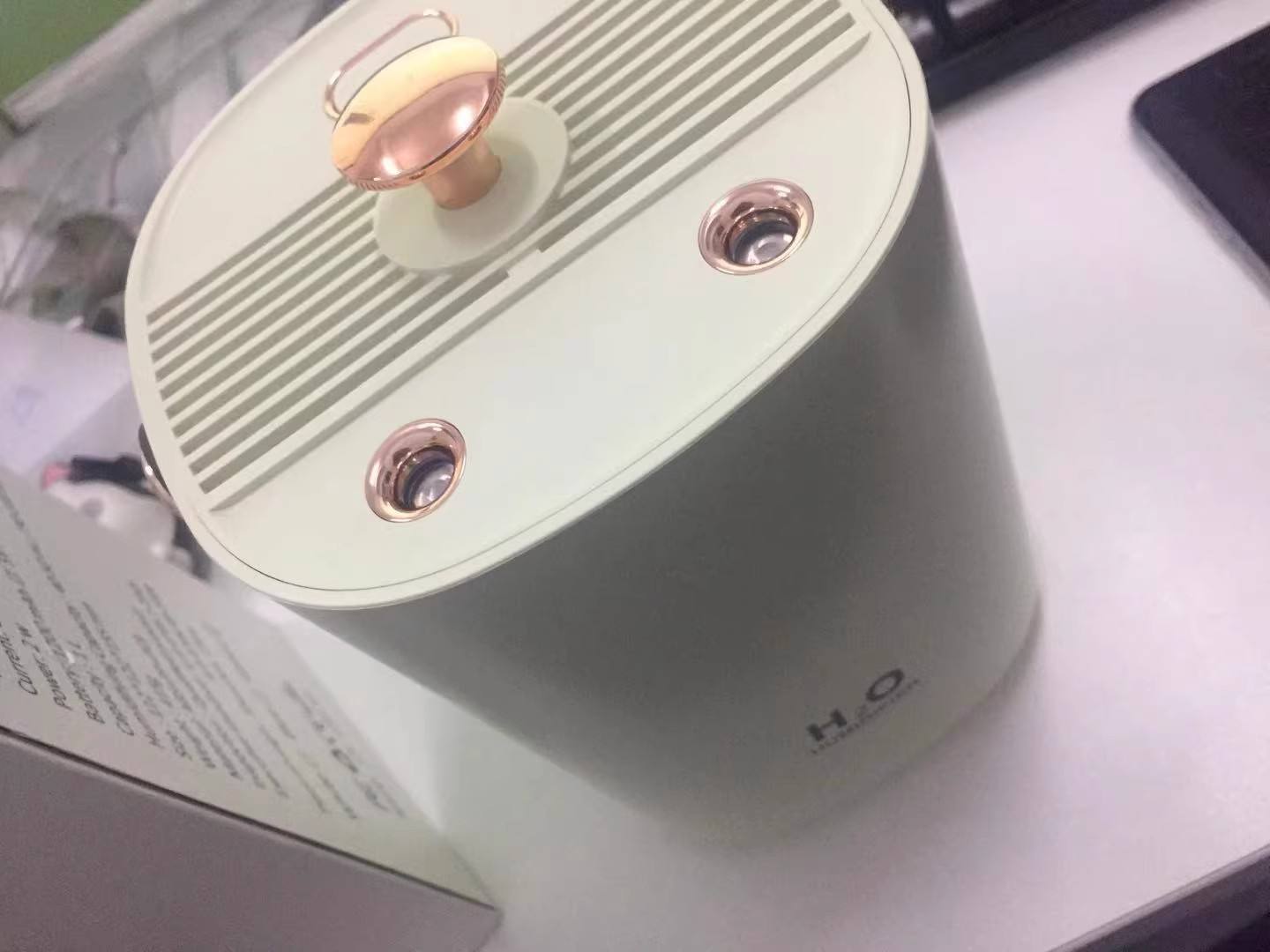 加湿器(加湿器用纯净水还是自来水)